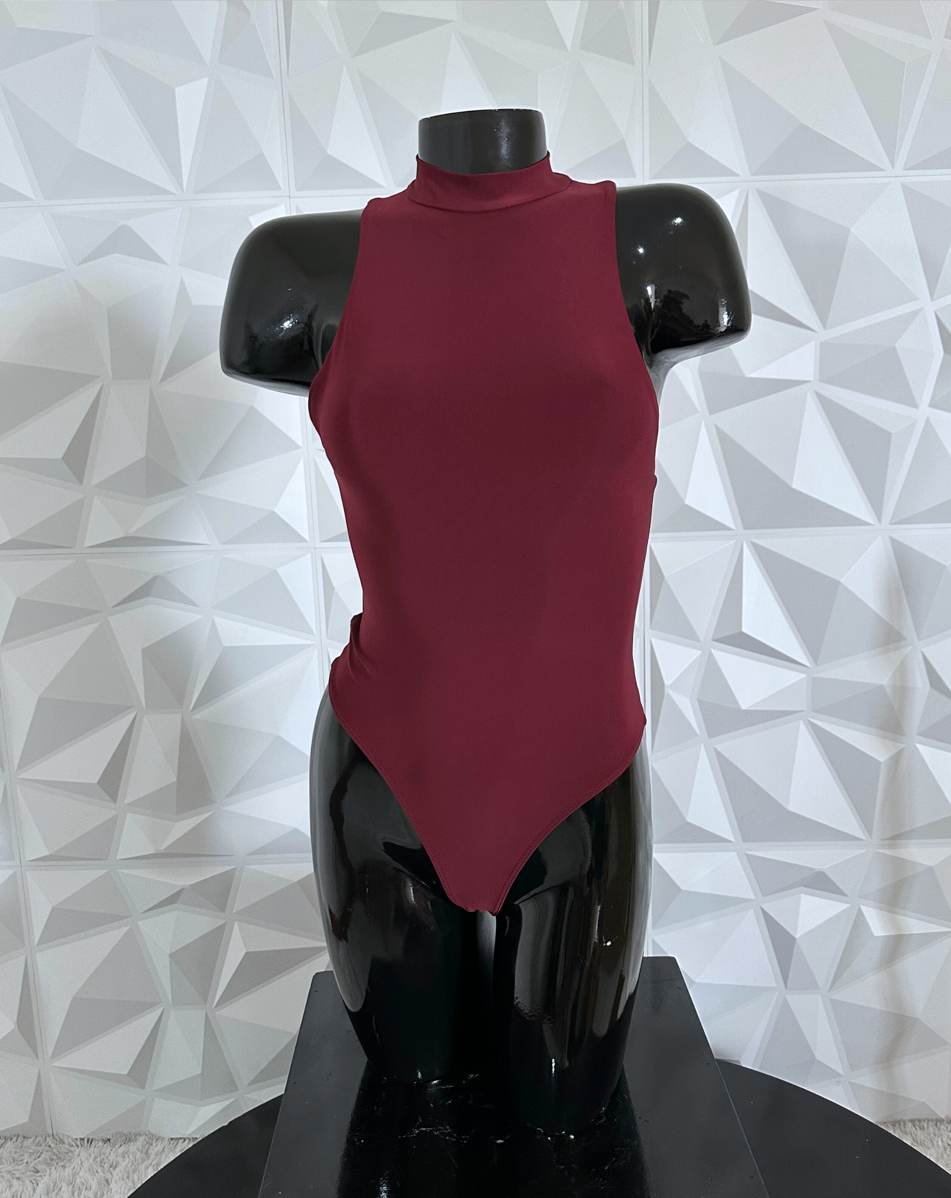 V329 body casual