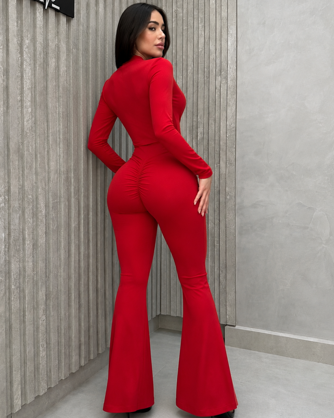 Ent. Diva Red