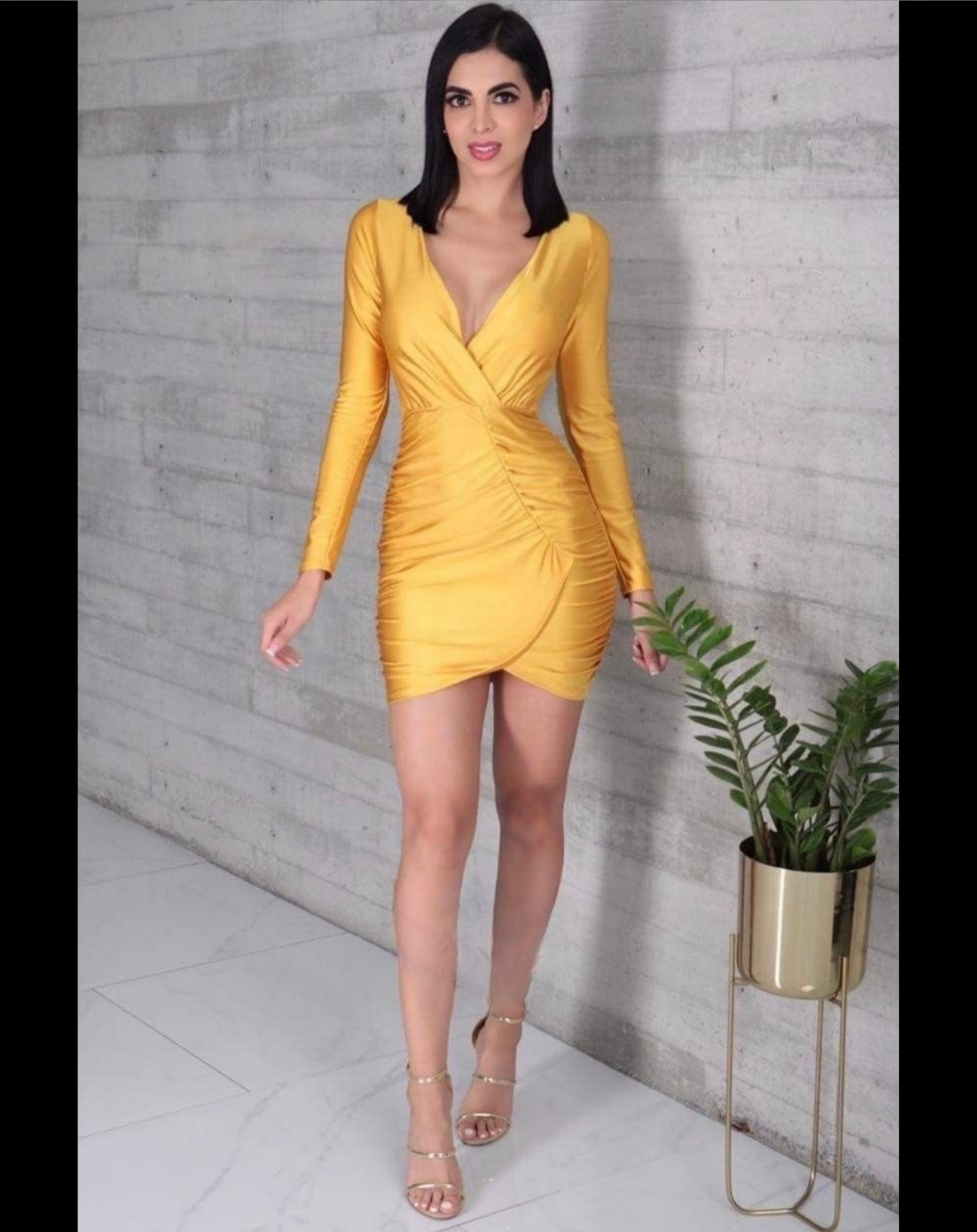 V314 Vestido corto