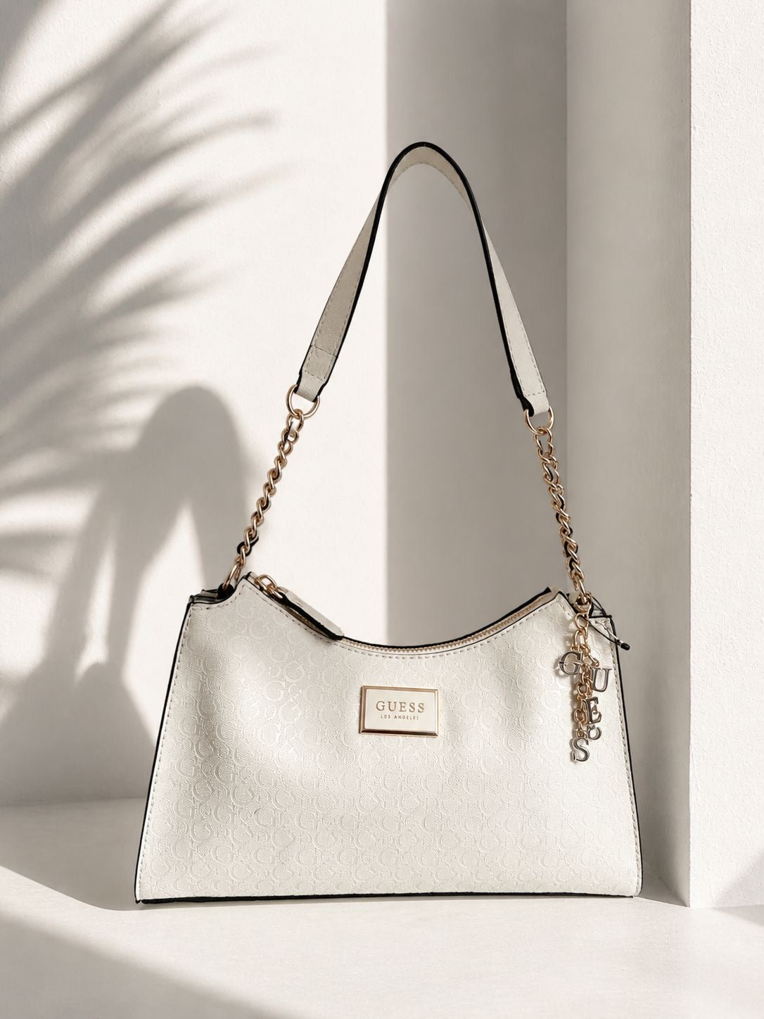 BGuess Blanca Shoulder Bag