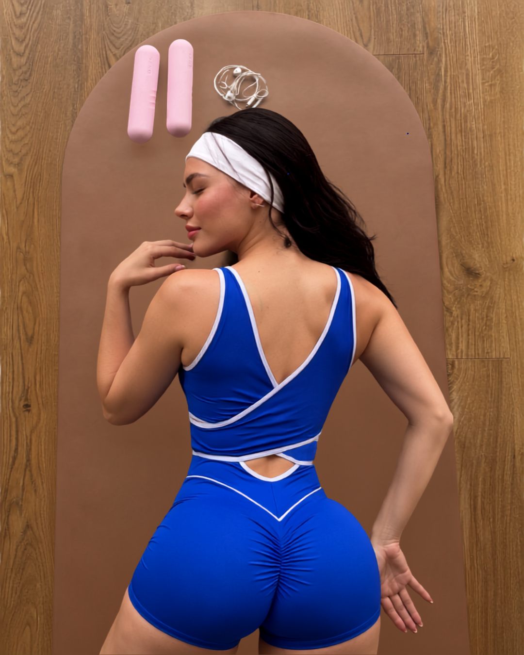 Jump. Trendy Blue