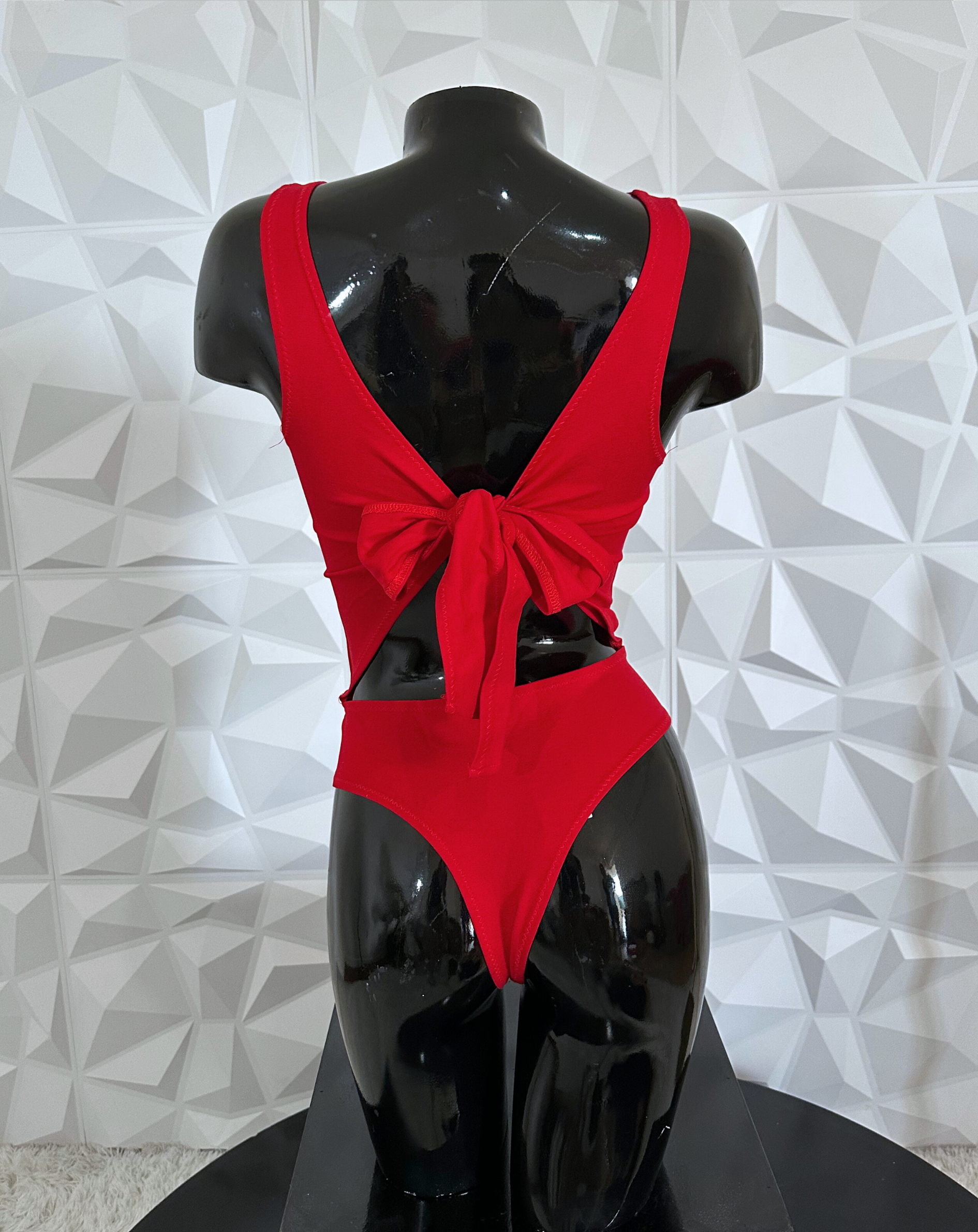 V327 body casual