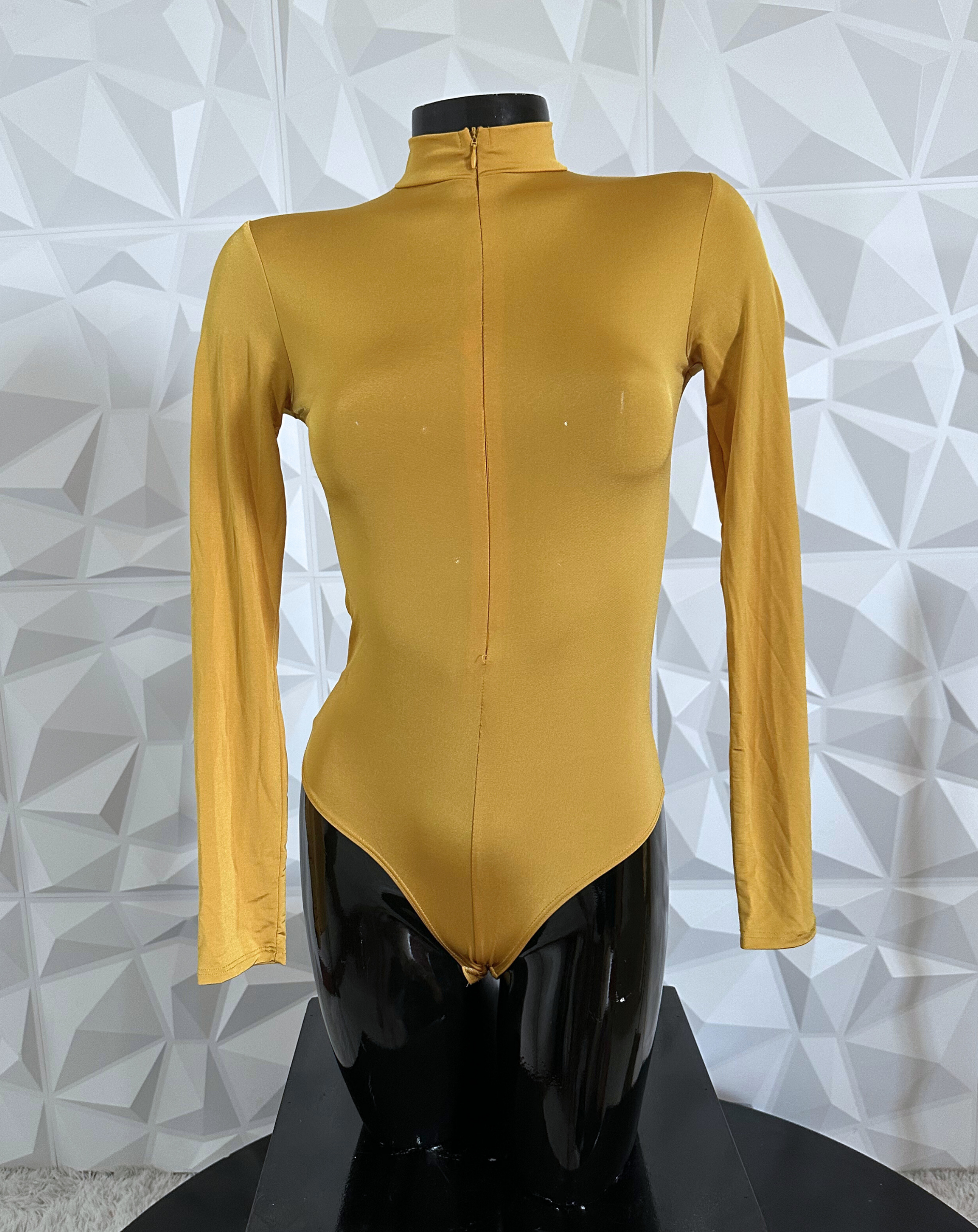 V330 body casual